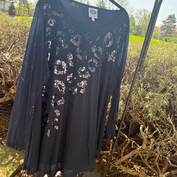 DG2 by Diane Gilman Women's Size 1X Sequined Pullover Dress Shirt Navy NWT - Picture 9 of 16
